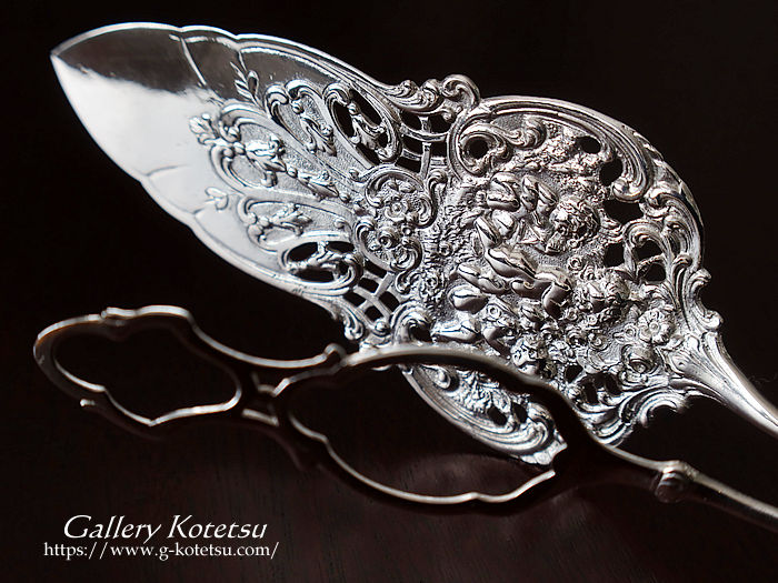 antique silver tong AeB[NVo[@gO