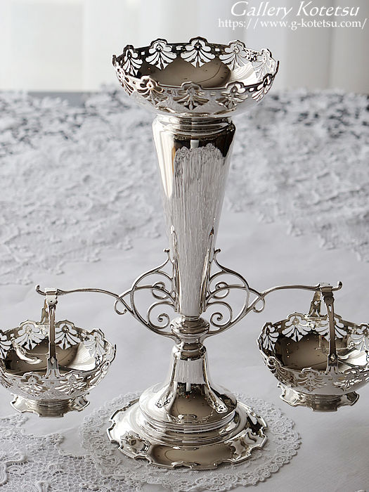 AeB[NVo[@Cp[ antique silver epergne