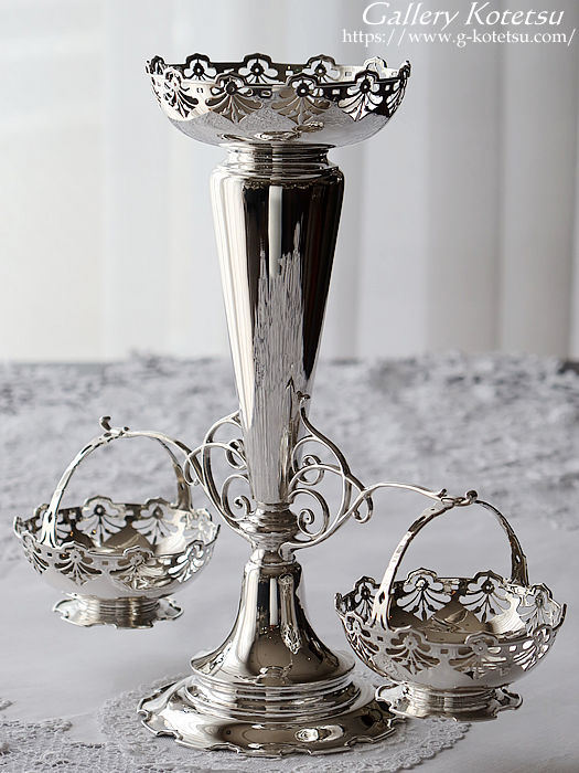 AeB[NVo[@Cp[ antique silver epergne
