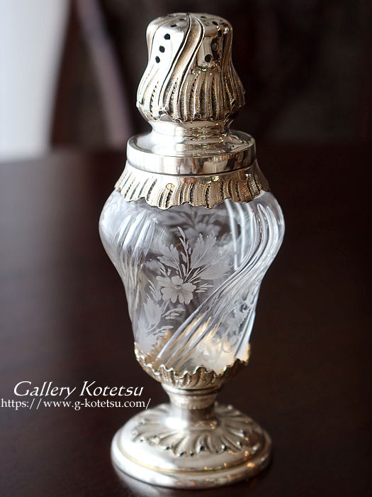 antique silver sugar caster t`Vo[@VK[LX^[