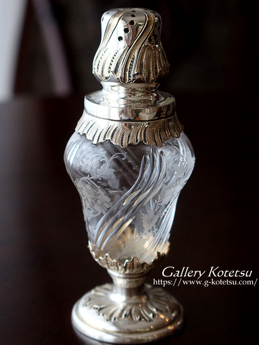 antique silver sugar caster t`Vo[@VK[LX^[