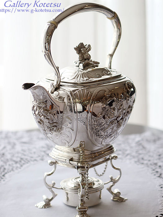 �V���o�[�e�B�[�P�g��