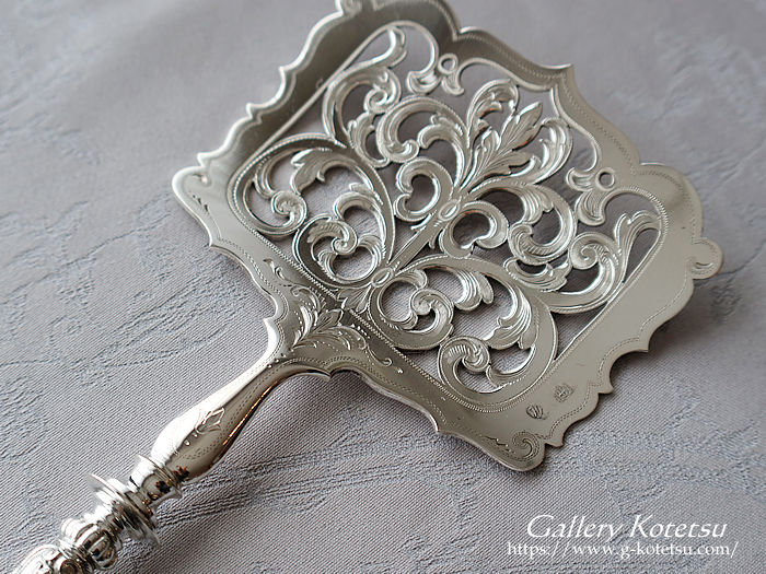 AeB[NVo[@P[LT[@[ antique silver cake server