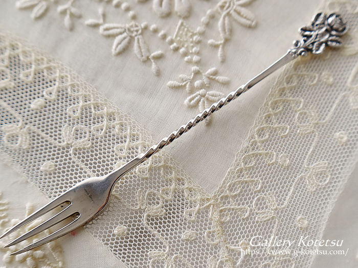 英国銀器 sterling siver アンティークシルバー　フォーク antique silver fork