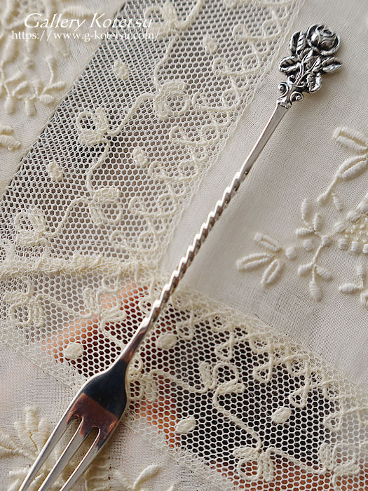 英国銀器 sterling siver アンティークシルバー　フォーク antique silver fork