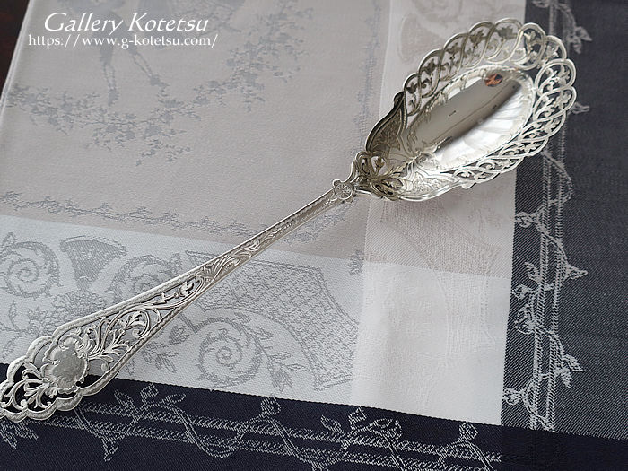 AeB[NVo[@Xv[ antique silver spoon