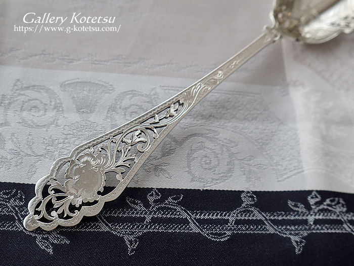 AeB[NVo[@Xv[ antique silver spoon