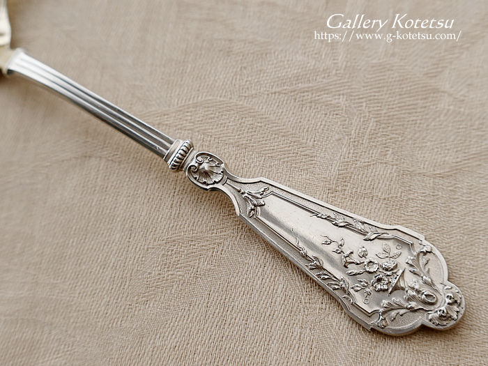 AeB[NVo[@Xv[ antique silver spoon