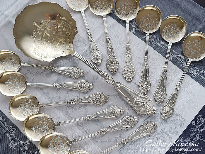 AeB[NVo[@Xv[ antique silver spoon