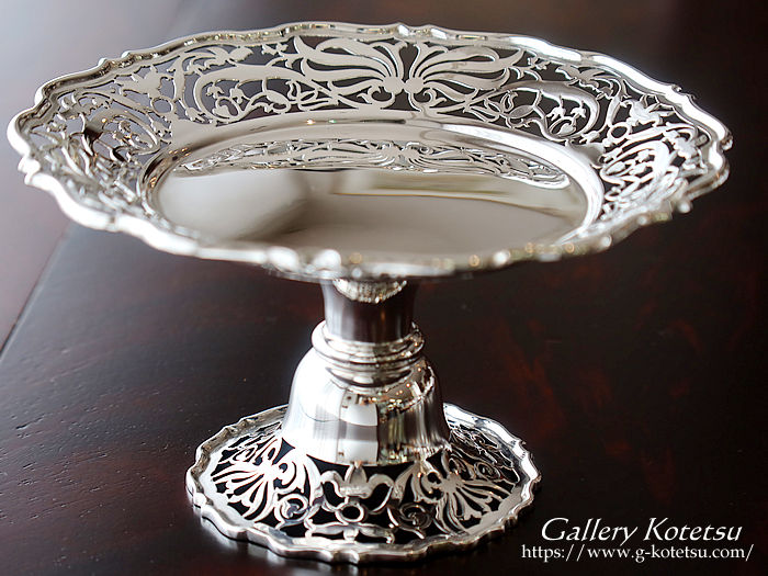 AeB[NVo[ antique silver dessert stand