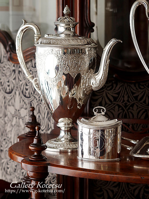 AeB[NVo[@eB[LfB antique silver tea caddy p sterling siver 