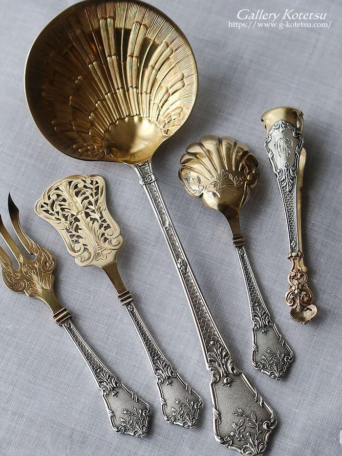 AeB[NVo[@antique silver french silver