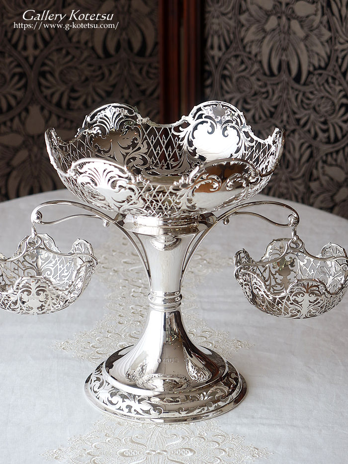 AeB[NVo[Cp[ antique silver epaergne
