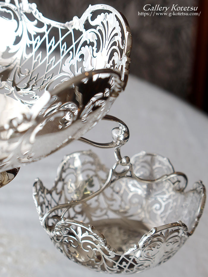 AeB[NVo[Cp[ antique silver epaergne