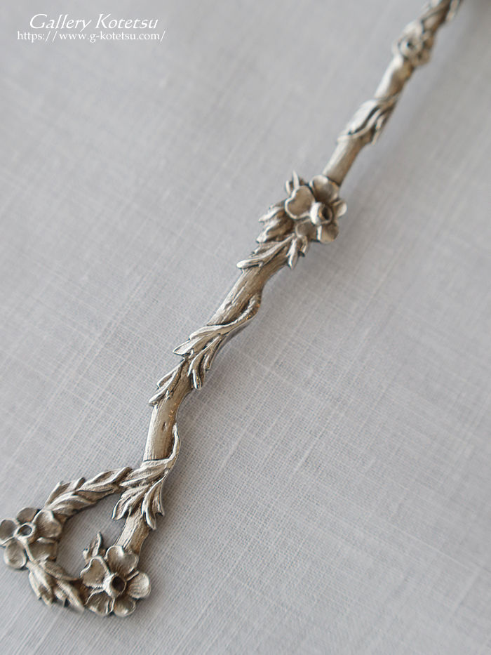 AeB[NVo[@antique silver french silver