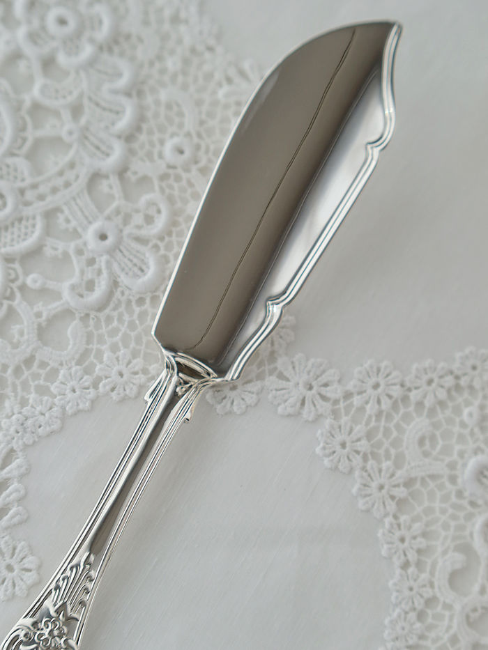 AeB[NVo[@o^[iCt antique silver butter knife