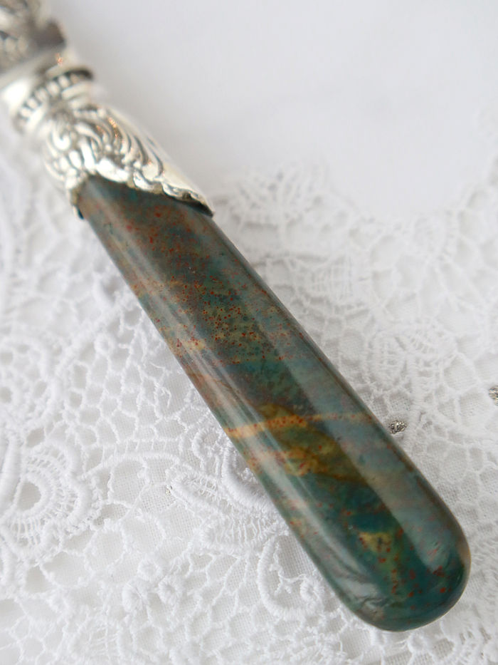 AeB[NVo[ antique silver agate handle cutlery