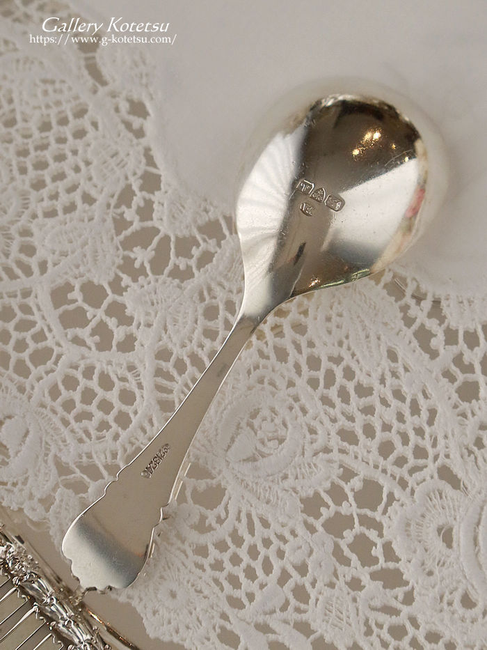 �A���e�B�[�N�V���o�[ antique silver caddy spoon