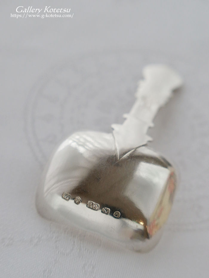 �A���e�B�[�N�V���o�[ antique silver caddy spoon