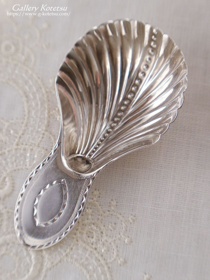 �A���e�B�[�N�V���o�[ antique silver caddy spoon