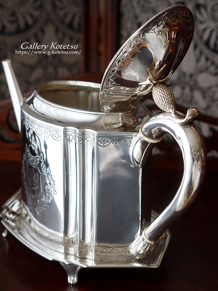 �p����� sterling siver antique silver tea pot �A���e�B�[�N�V���o�[�@�e�B�[�|�b�g
