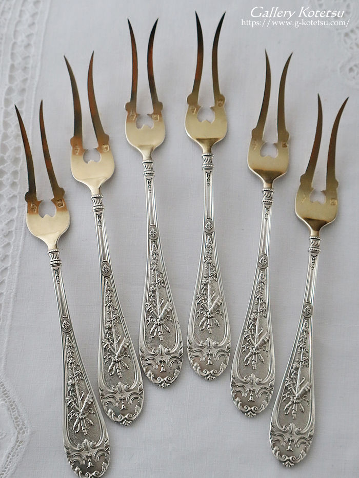�t�����`�V���o�[�@antique silver dessert fork