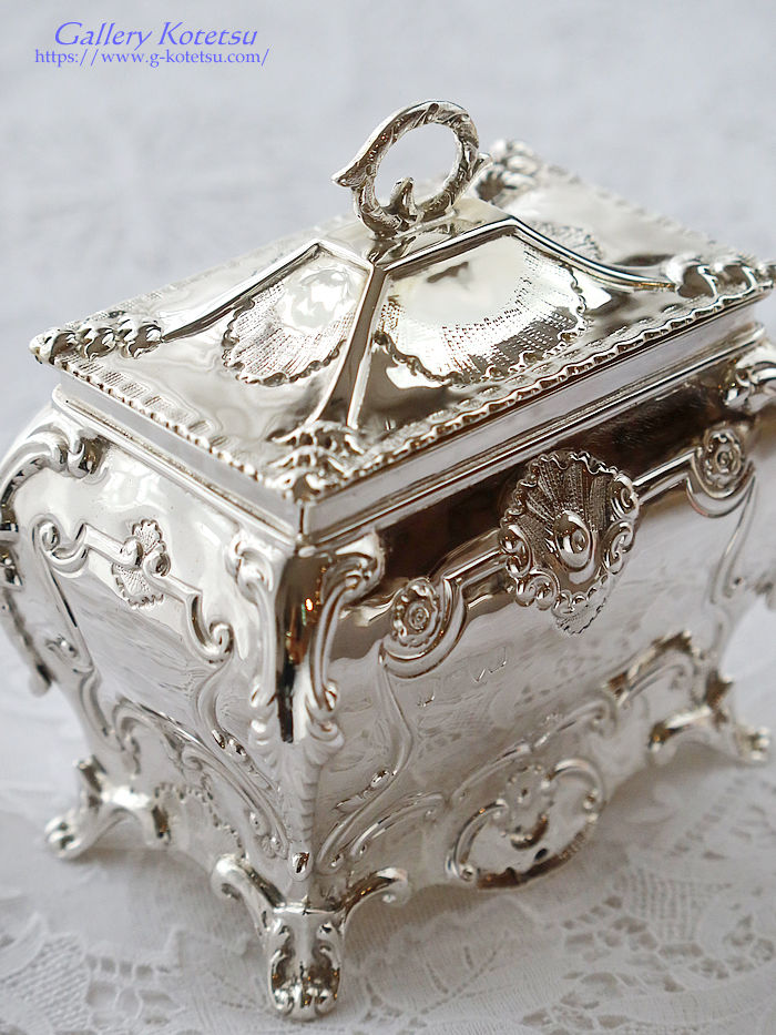 �A���e�B�[�N�V���o�[�@�e�B�[�L���f�B antique silver tea caddy