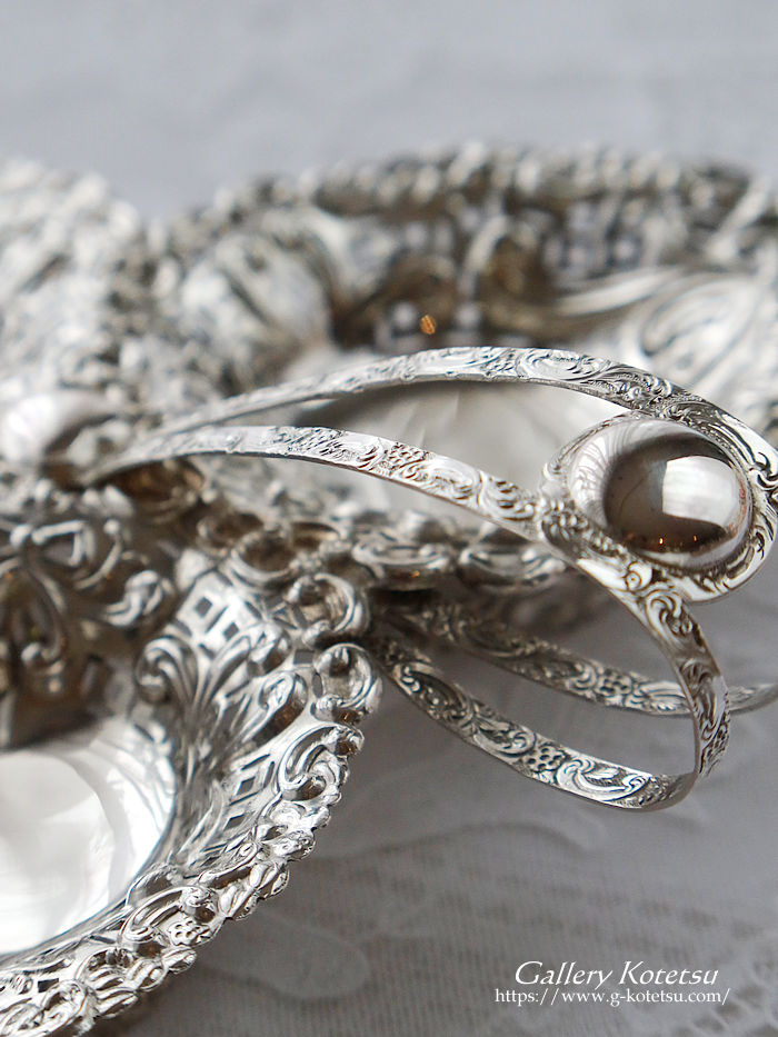 �A���e�B�[�N�V���o�[ antique silver dish