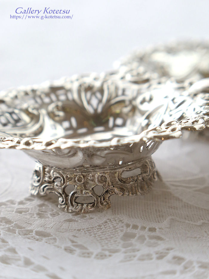 �A���e�B�[�N�V���o�[ antique silver dish