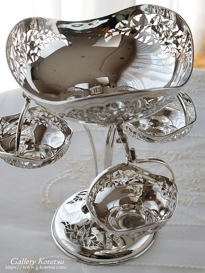 �A���e�B�[�N�V���o�[�@�C�p�[�� antique silver epergne