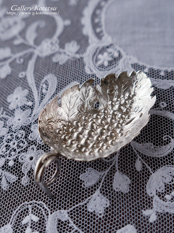 �A���e�B�[�N�V���o�[ antique silver caddy spoon