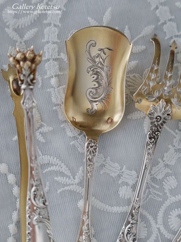 �t�����`�V���o�[�@antique silver dessert fork