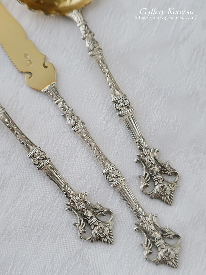 �t�����`�V���o�[ antique silver strawberry service