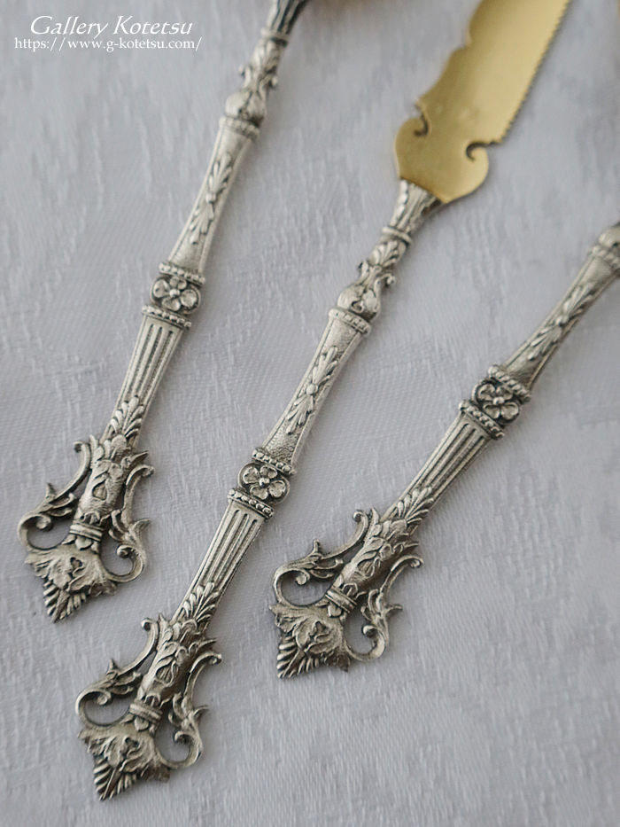 �t�����`�V���o�[ antique silver strawberry service