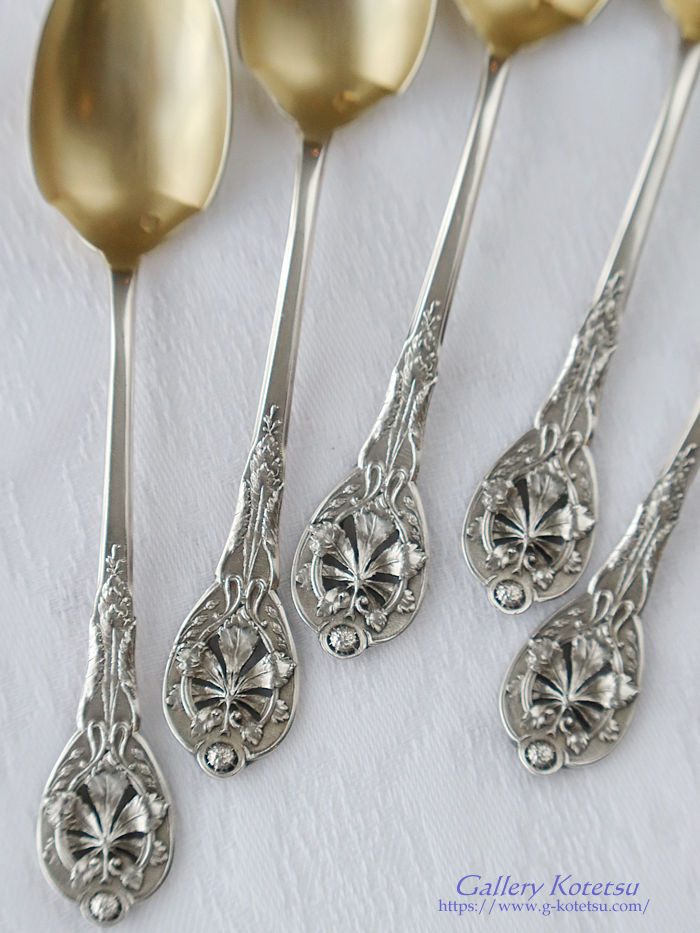 �t�����`�V���o�[ antique silver teaspoon
