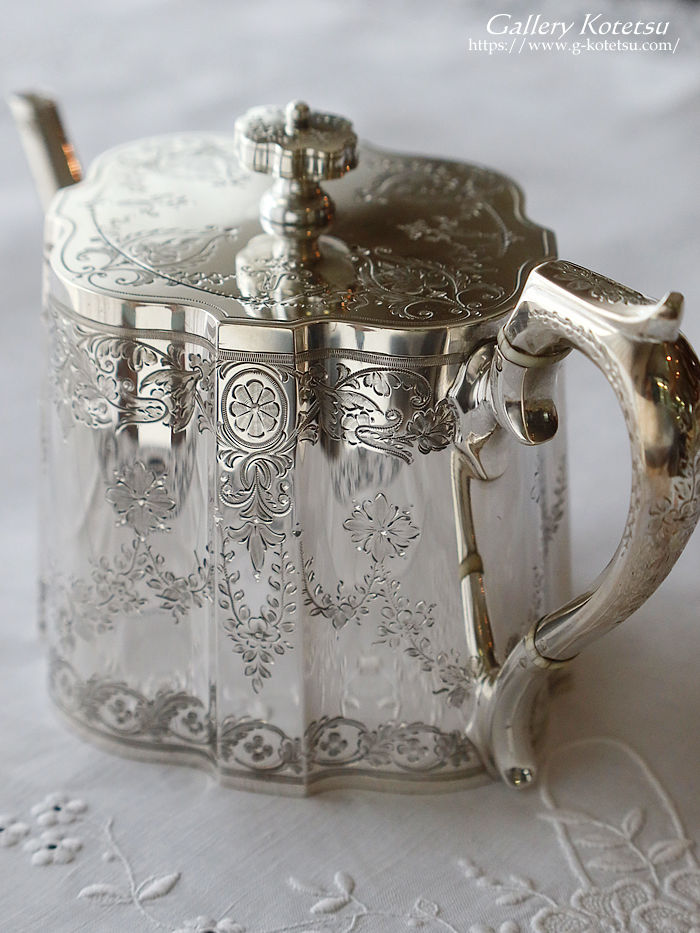 �A���e�B�[�N�V���o�[�@�e�B�[�|�b�g antique silver tea pot