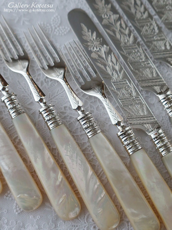 �A���e�B�[�N�V���o�[�@�f�U�[�g�J�g�����[�Z�b�g mother of pearl dessert cutlery antique silver