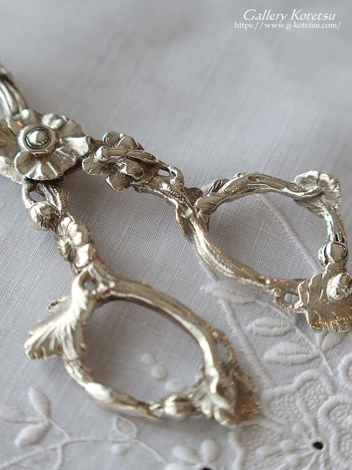 �A���e�B�[�N�V���o�[�@�g���O antique silver tong