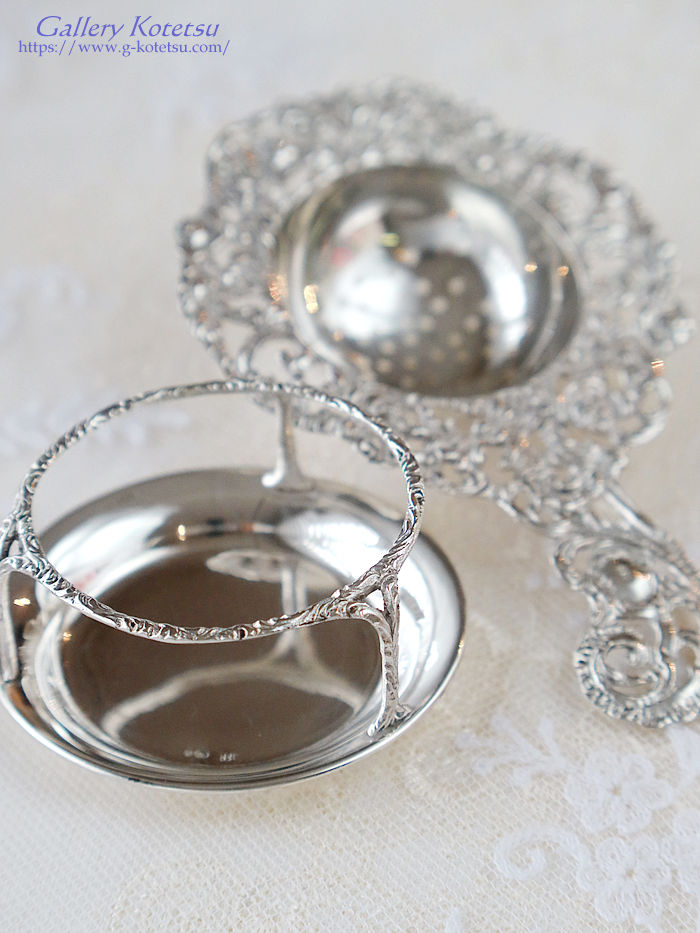 �A���e�B�[�N�V���o�[�@�e�B�[�X�g���[�i�[ antique silver tea strainer