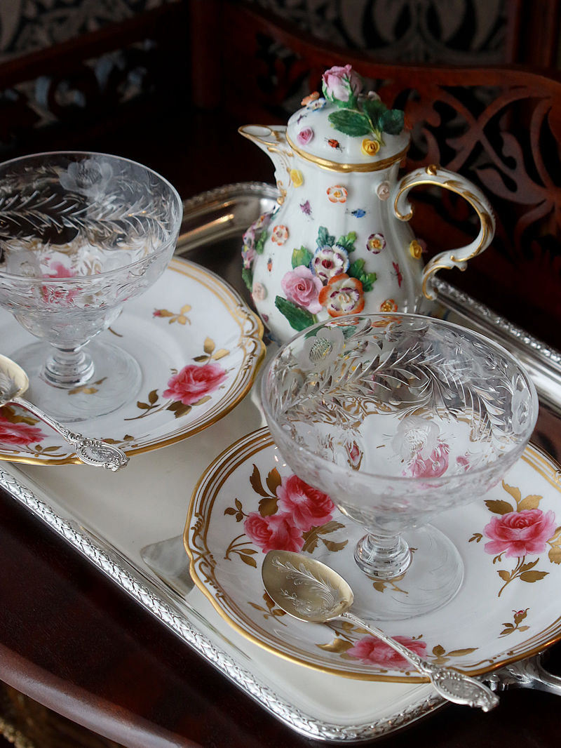 �A���e�B�[�N�M�������[�ՓO